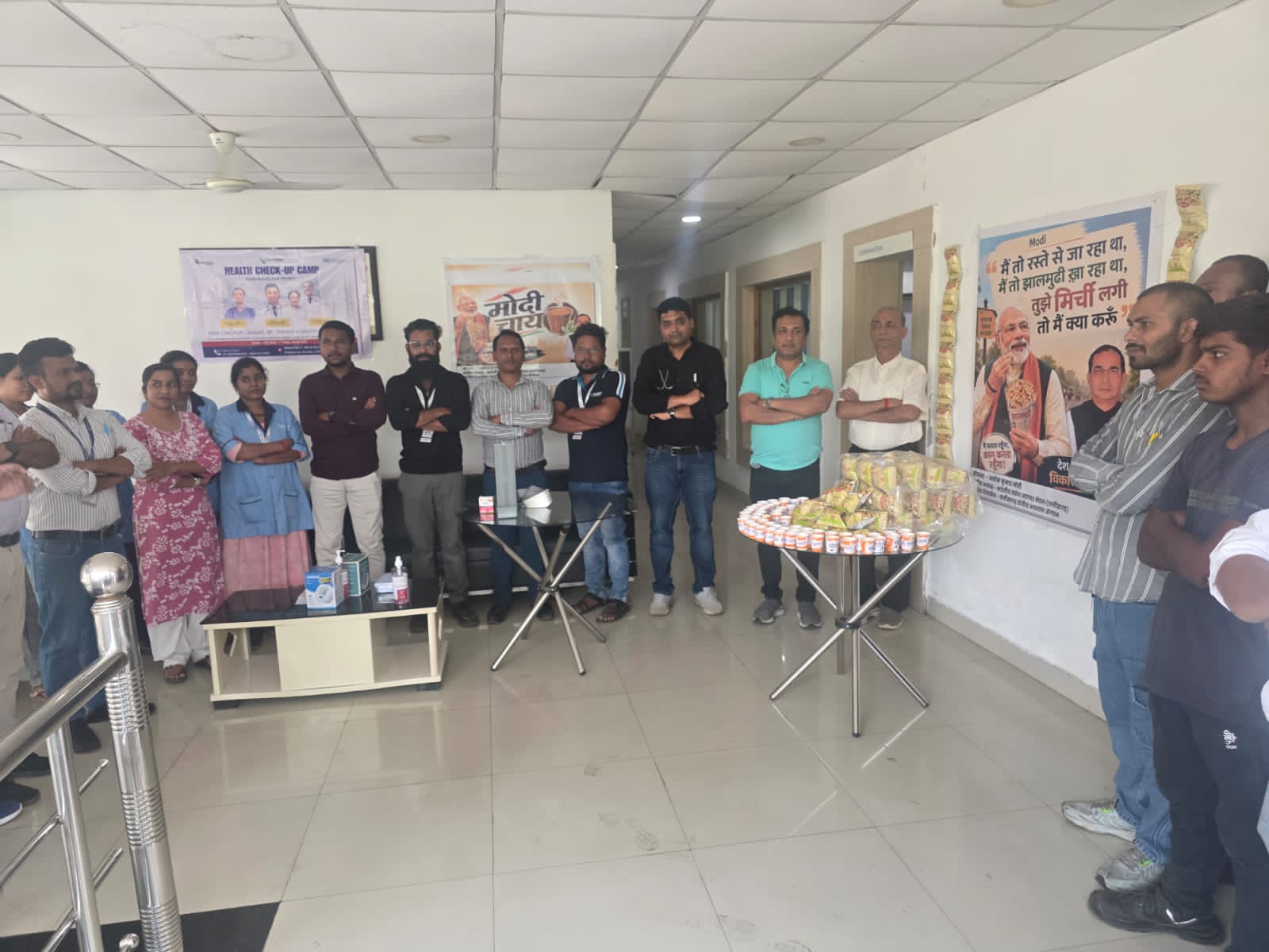अनोखी पहल: कृष्णा टाटा छुरी में बंगाल की झालमुड़ी और मोदी चाय के साथ निशुल्क मेडिकल कैंप संपन्न, 155 से अधिक लोगों को मिला लाभ