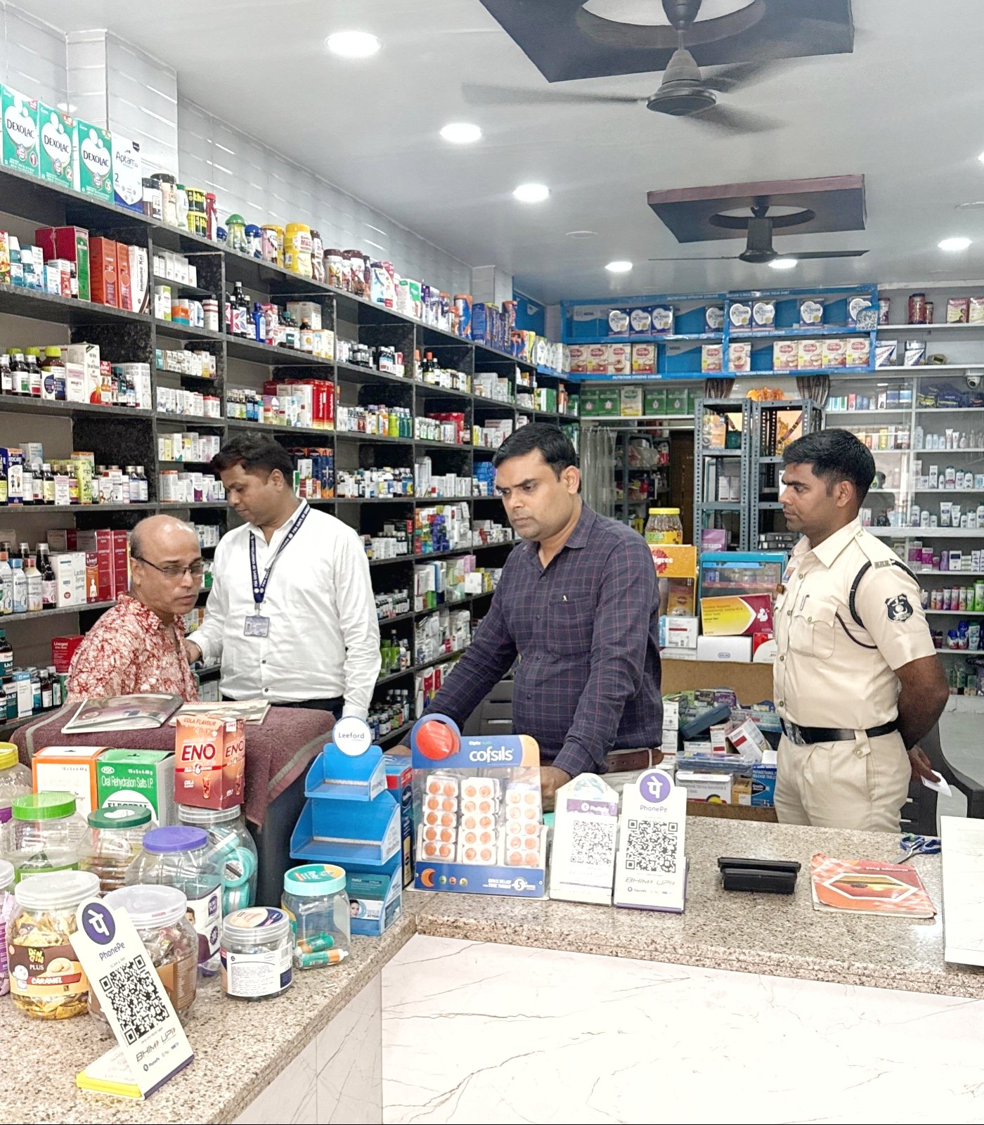 मेडिकल दुकानों का किया गया, औचक निरीक्षण